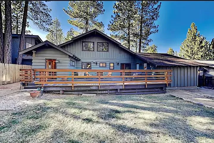 3 bed, 1.5 bath, 1664 sqft, $3,250 — Photo 2