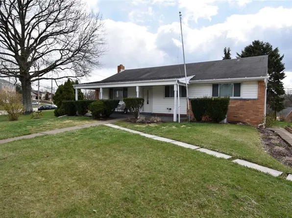 500 Macassar Dr, Pittsburgh, PA 15236