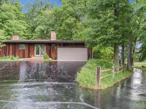 1090 29 1/2 Mile Rd, Albion, MI 49224