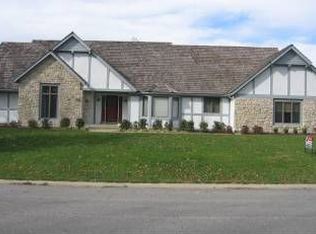 2620 W 162nd St, Stilwell, KS 66085