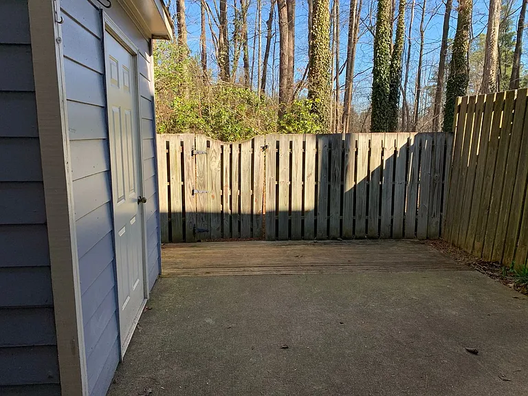 5668 Hamstead Xing — Photo 16