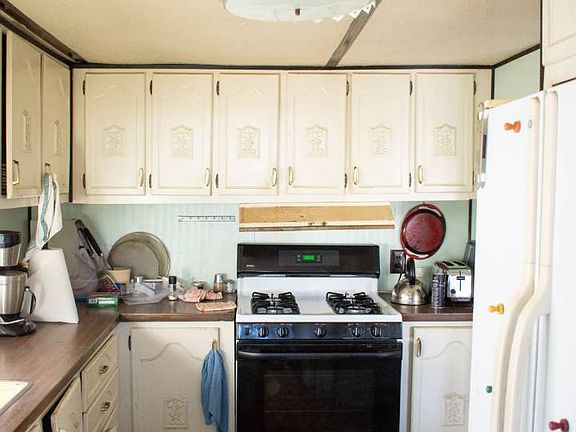 5th image of 306 E Newton St