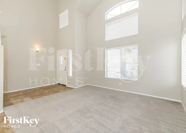 1711 Toltec Cir — Photo 4