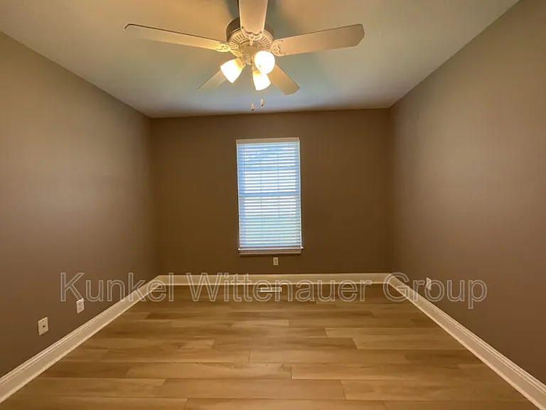 714 Wheatfield Rd — Photo 17