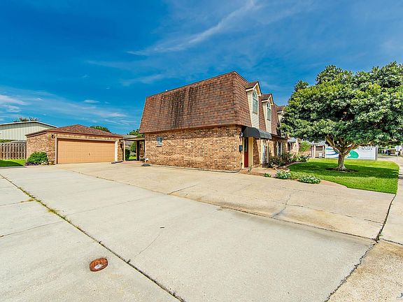 2nd image of 803 Old Natalie Dr