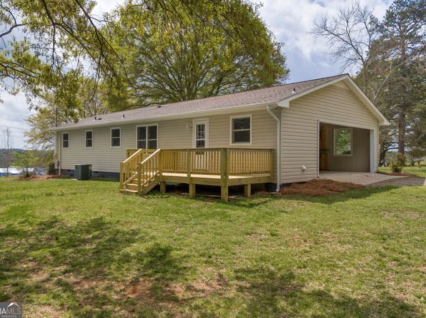 120 Stone Bridge Ter, Lavonia, GA 30553