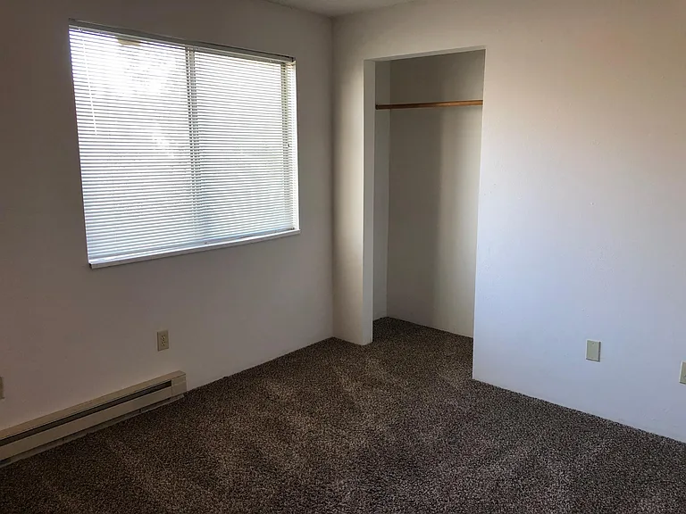 500 NE Maiden Ln #1 — Photo 10