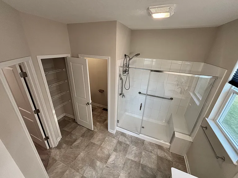 137 Kennedy Park Dr — Photo 17