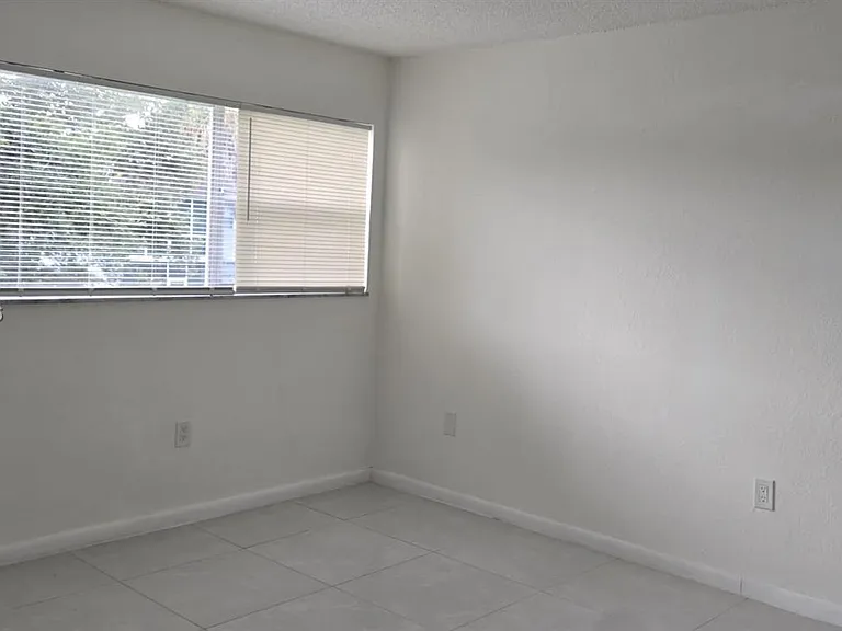 7400 NW 85th Ct #207 — Photo 6