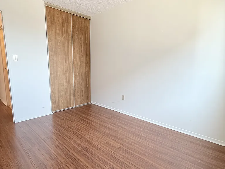 1653 Ouellette Ave #205 — Photo 9