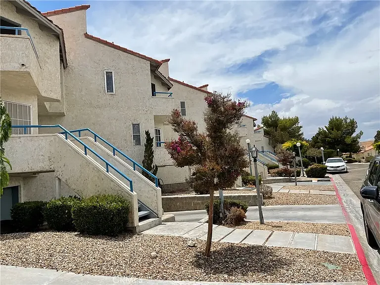 14530 Nautical Ln — Photo 2