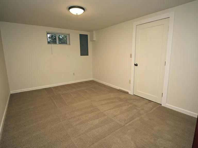 6341 6th Ave NE — Photo 20