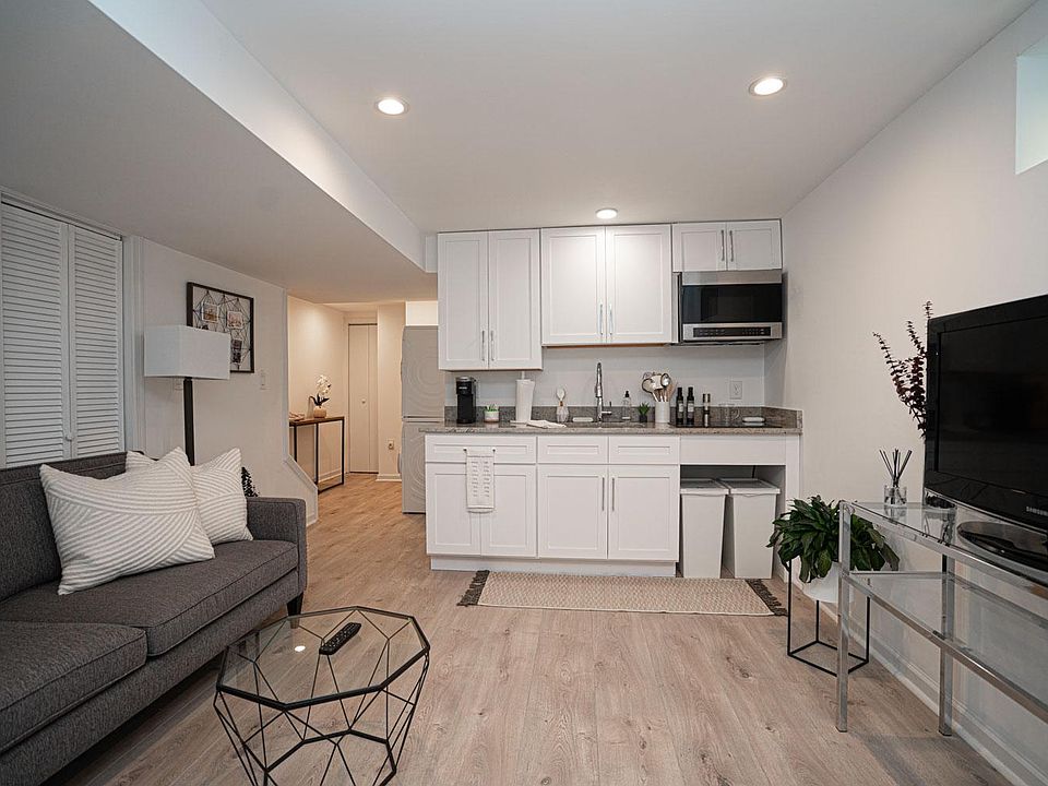 Brand new hotel-like living!