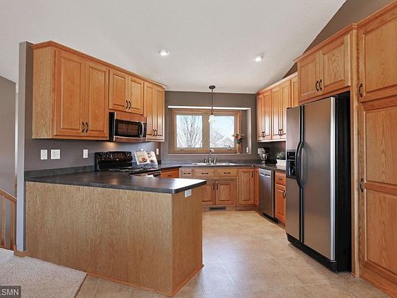 5th image of 5253 Fenson Ct N