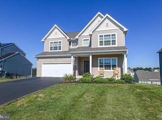 455 Hollyhock Dr, Manchester, PA 17345