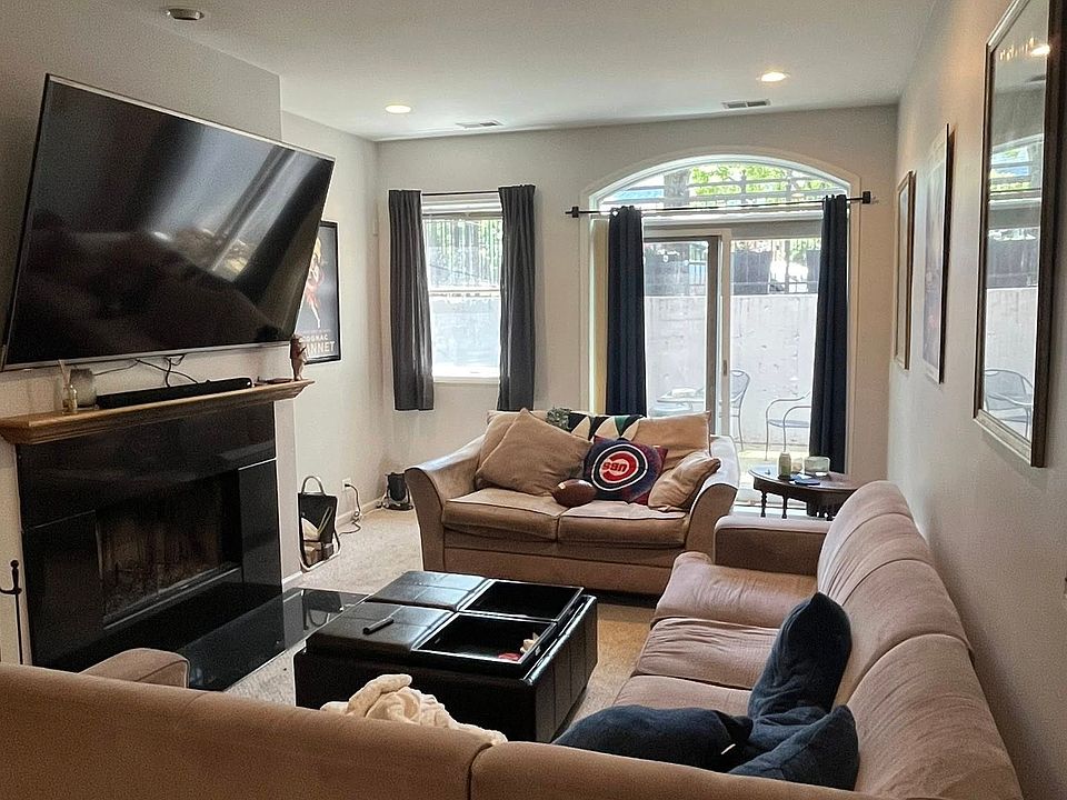 1st image of 1434 W Diversey Pkwy