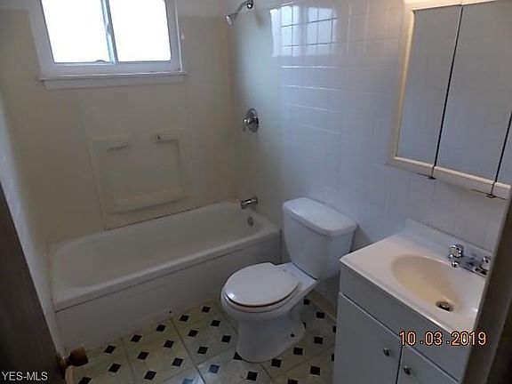3rd image of 4310 E 164th St