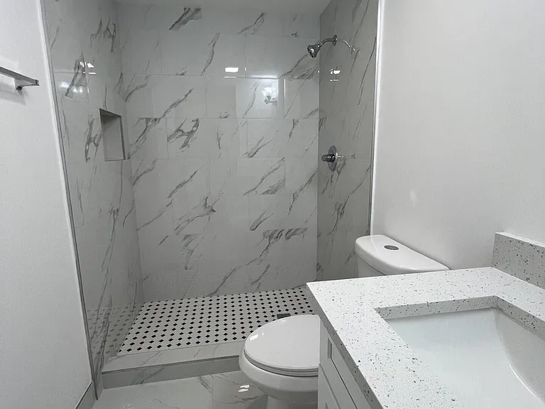 4129 NW 88th Ave #202 — Photo 3