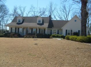 1804 Maclin Dr, Tuscumbia, AL 35674