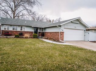 920 Millwood Dr, Salina, KS 67401