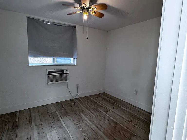 2275 SW 17th Ter #2 — Photo 11
