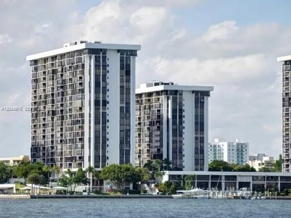 1901 Brickell Ave APT B1614, Miami, FL 33129