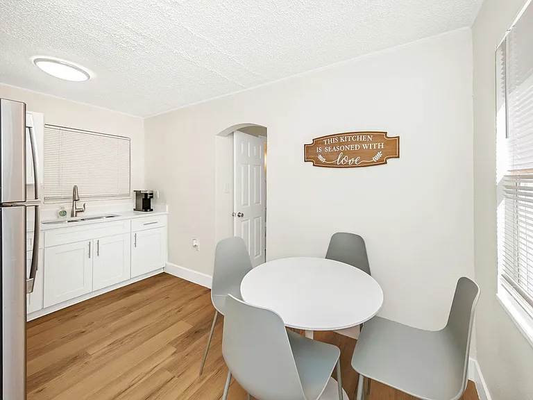 416 Skinner Blvd — Photo 16