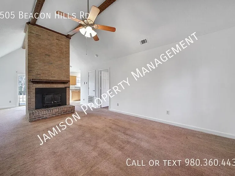 8505 Beacon Hills Rd — Photo 3