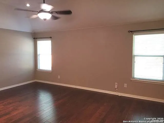 533 Thoreau Trl — Photo 19