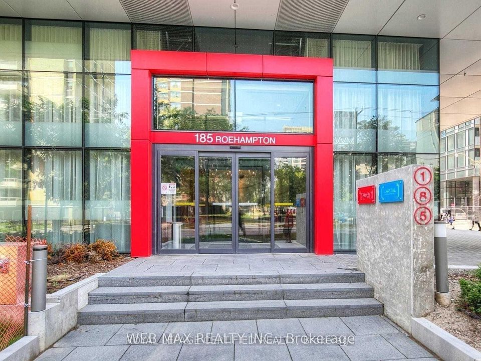 1st image of 185 Roehampton Ave #1611