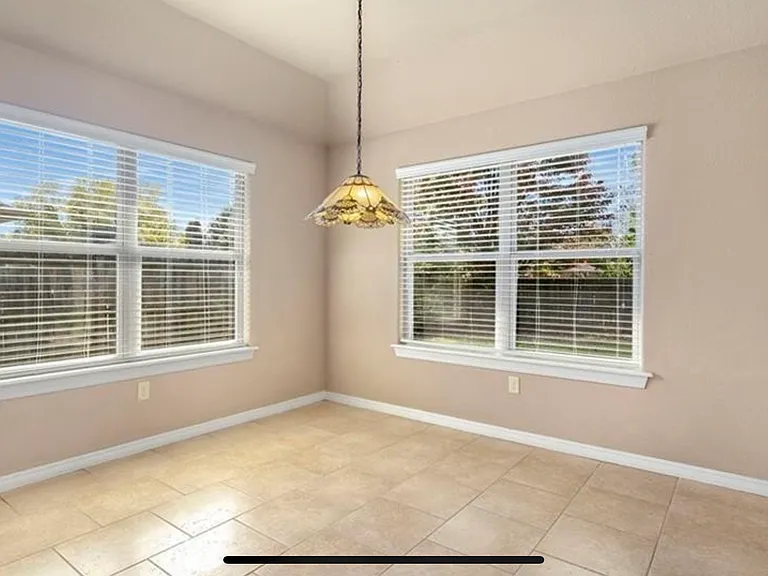 2915 N Raven Ln — Photo 15