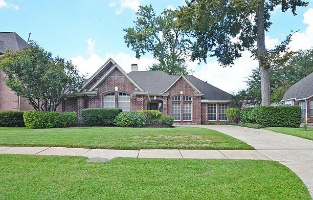 1st image of 1319 Berrytree Dr