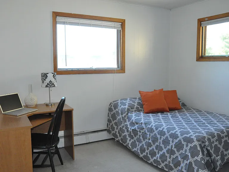 218 Delaware Ave #2 — Photo 4