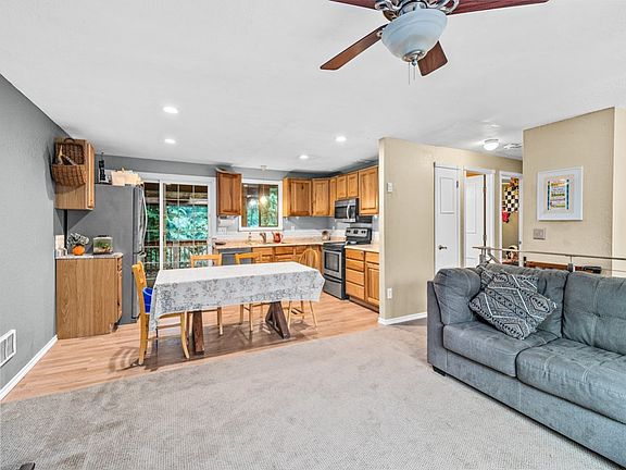4th image of 7900 NE Seawind Ave