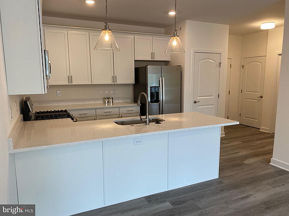 4th image of 33530 Old Salt Ln #1207