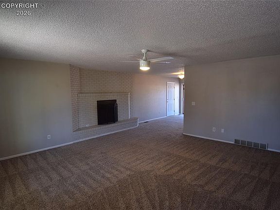 3rd image of 1810 Todd Ct