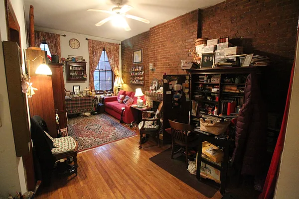 Rented by Luxor Homes & Investment Realty | media 20