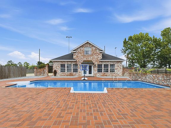 3rd image of 1475 Tan Tara Cir