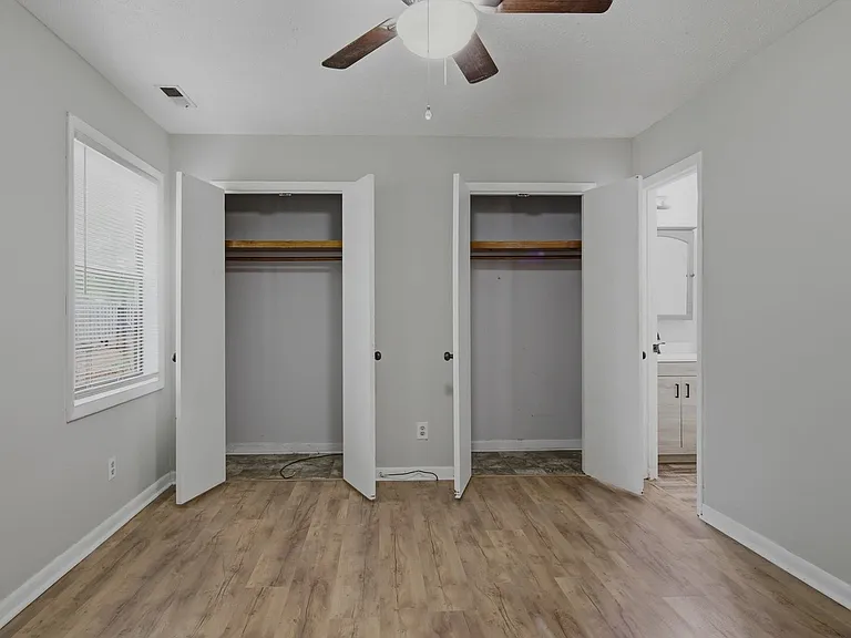 6984 Timberwood Dr — Photo 26