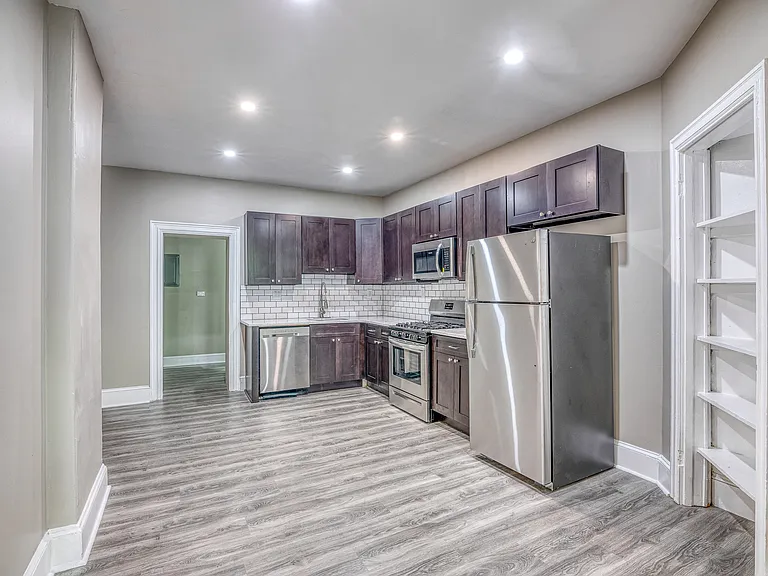 4834 Olive St — Photo 8