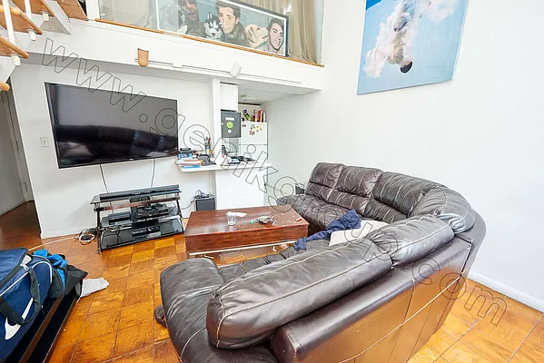 Rented by Genik Group Corp | media 14