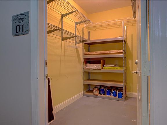 5th image of 3200 Village Blvd SE