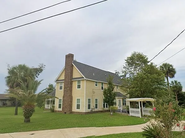 607 Carolina Ave, Lynn Haven, FL 32444