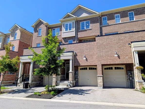 257 Harding Park St, Newmarket, ON L3Y 0E1