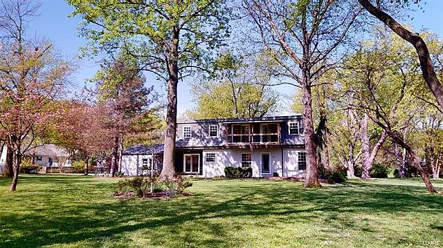 925 Schwarz Rd photo 1