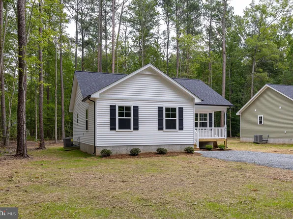 308 Shorewood Dr, Colonial Beach, VA 22443