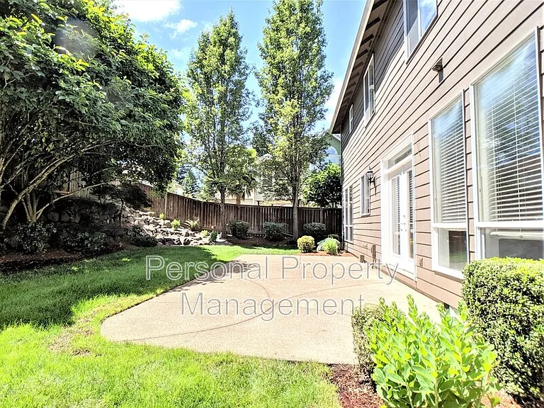 17409 NE 32nd St — Photo 26