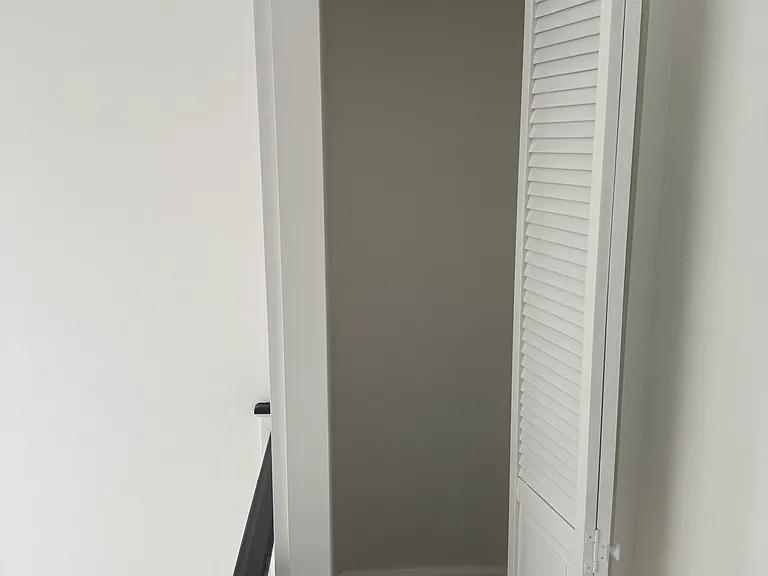 115 Melrose Ave S #2 — Photo 17
