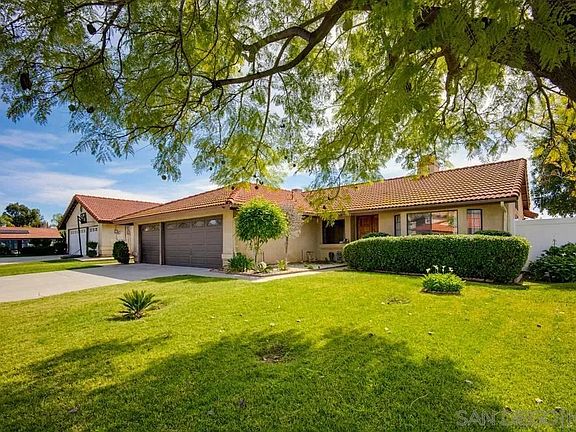 3rd image of 23929 Pine Field Dr