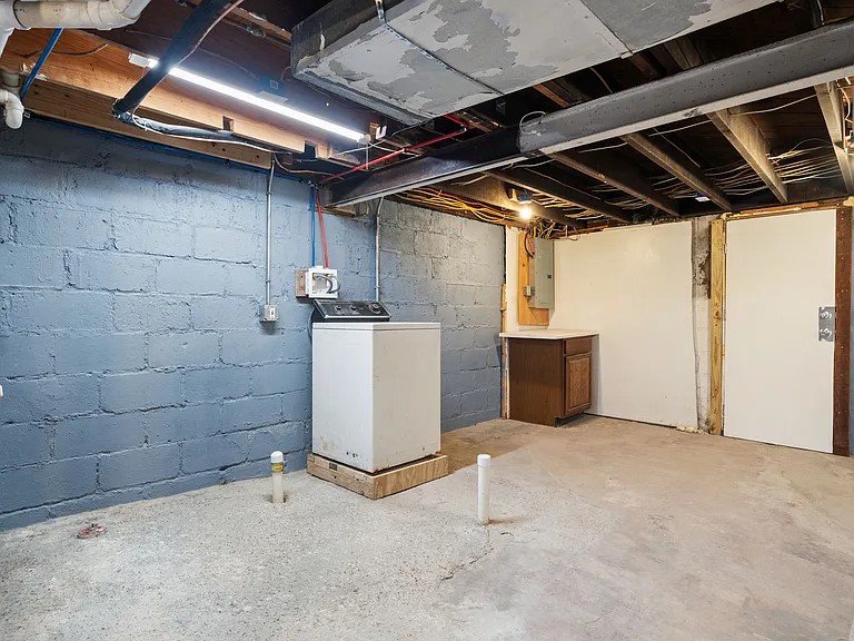 7921 W Bruno Ave — Photo 19